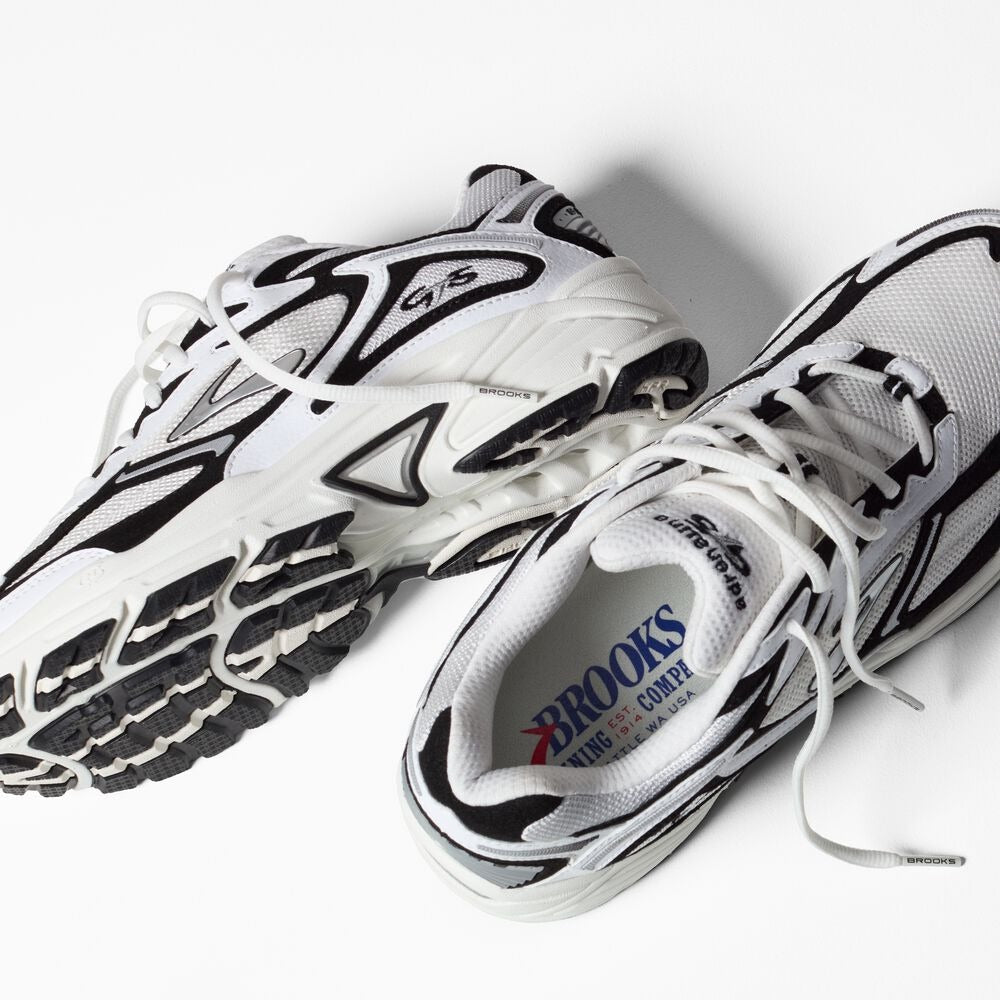 Men's Adrenaline GTS 4 - Black/White/Silver