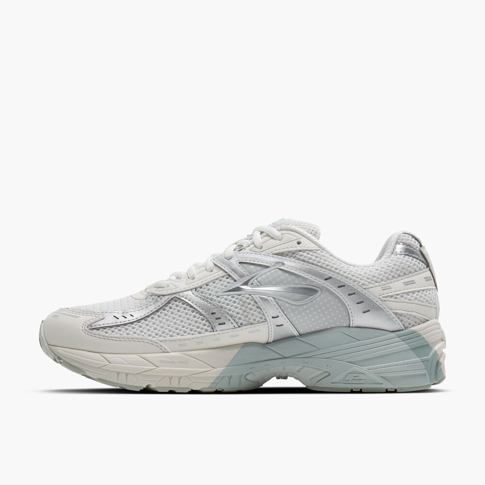 Men's Adrenaline GTS 10 - White/Coconut Milk/Smoke
