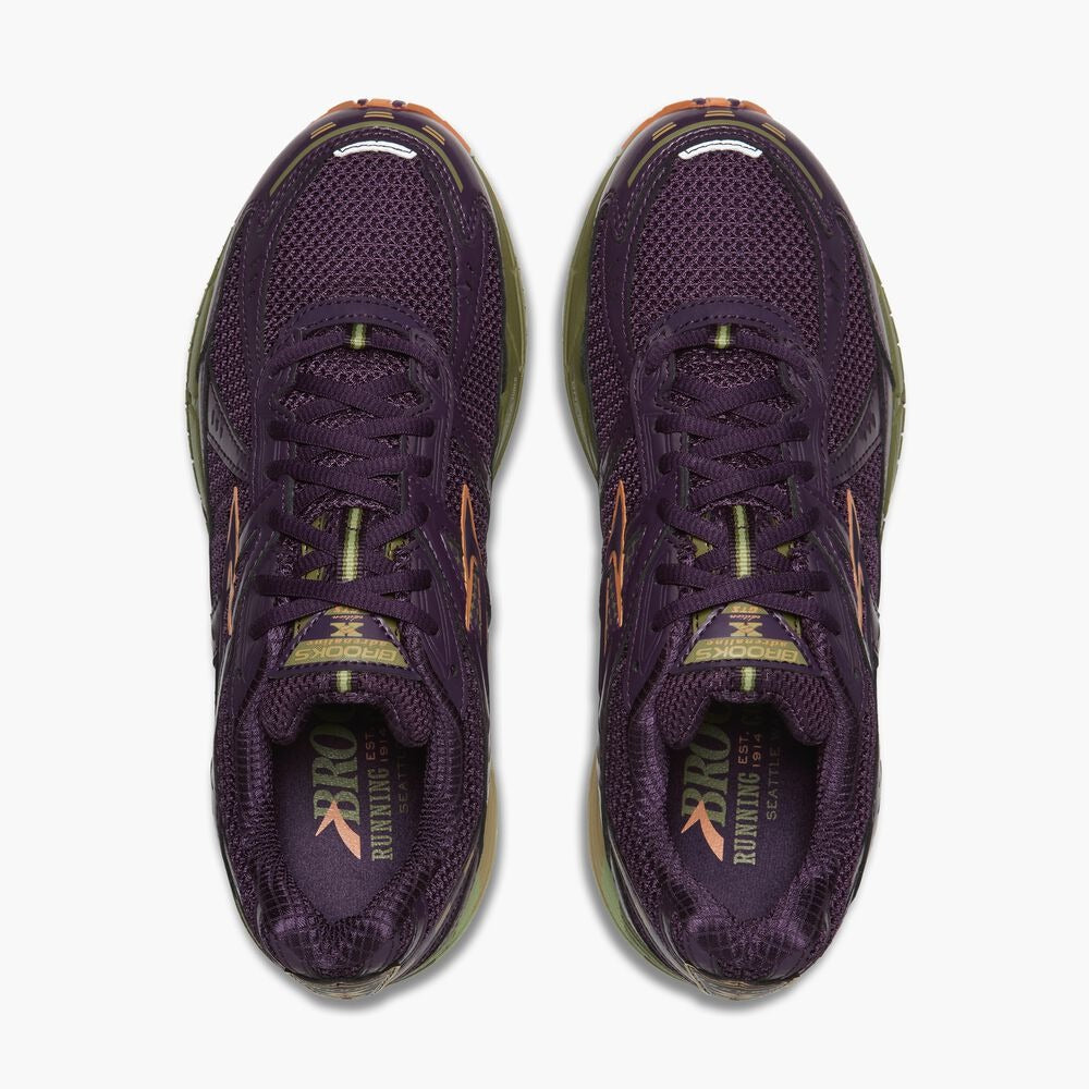 Women's Adrenaline GTS 10 - Pickled Beet/Peat Moss/Sand