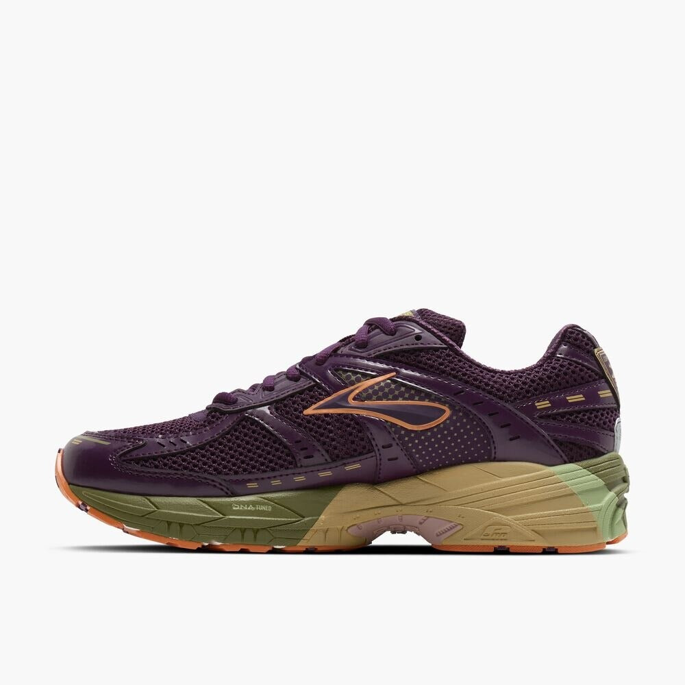 Women's Adrenaline GTS 10 - Pickled Beet/Peat Moss/Sand