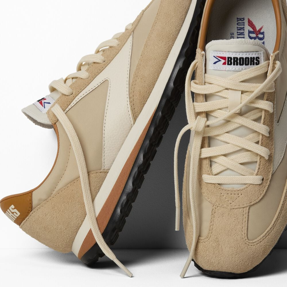 Women's Brooks Vanguard - Warm Sand/Eggnog/Inca Gold