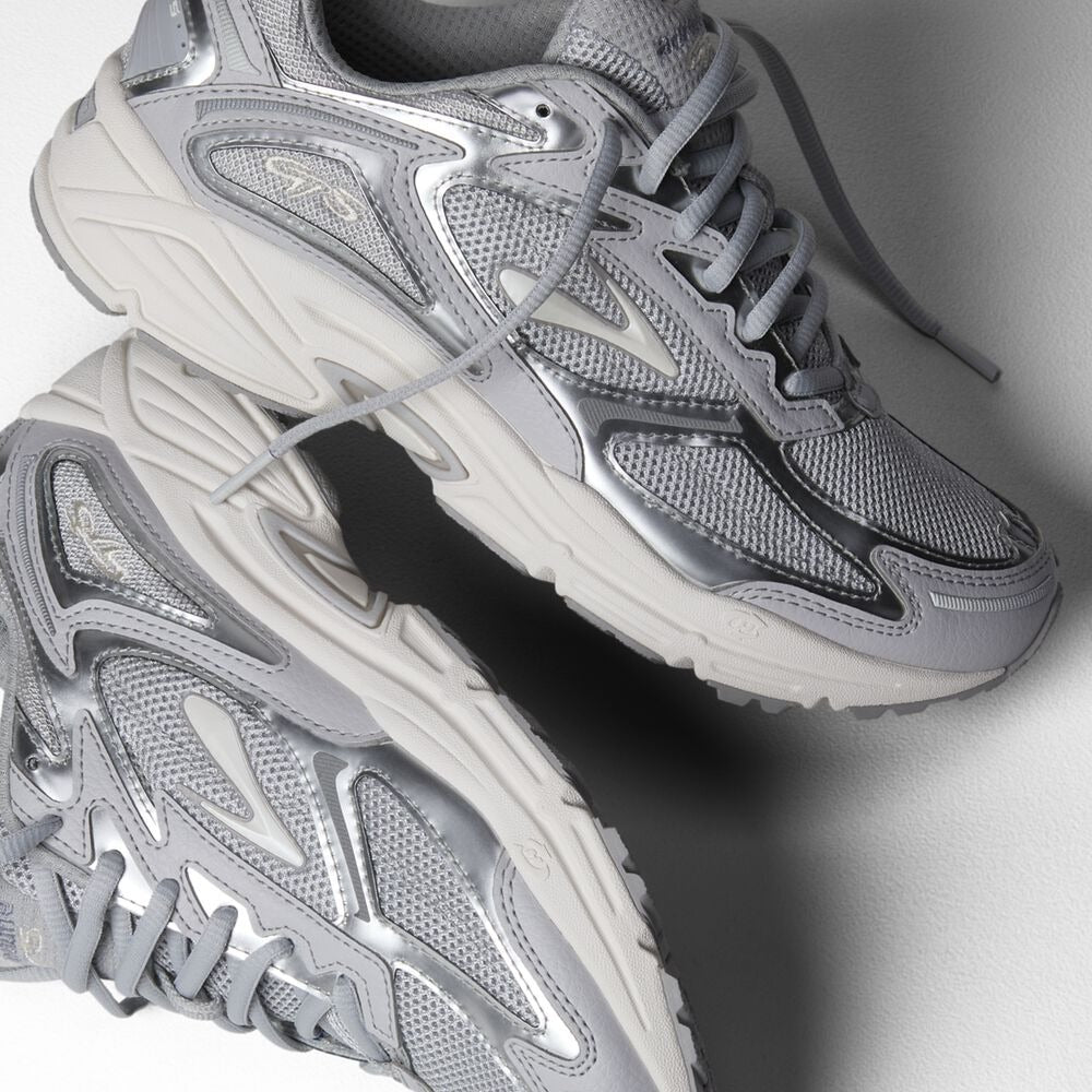 Women's Adrenaline GTS 4 - Micro Chip/Alloy/Coconut Milk