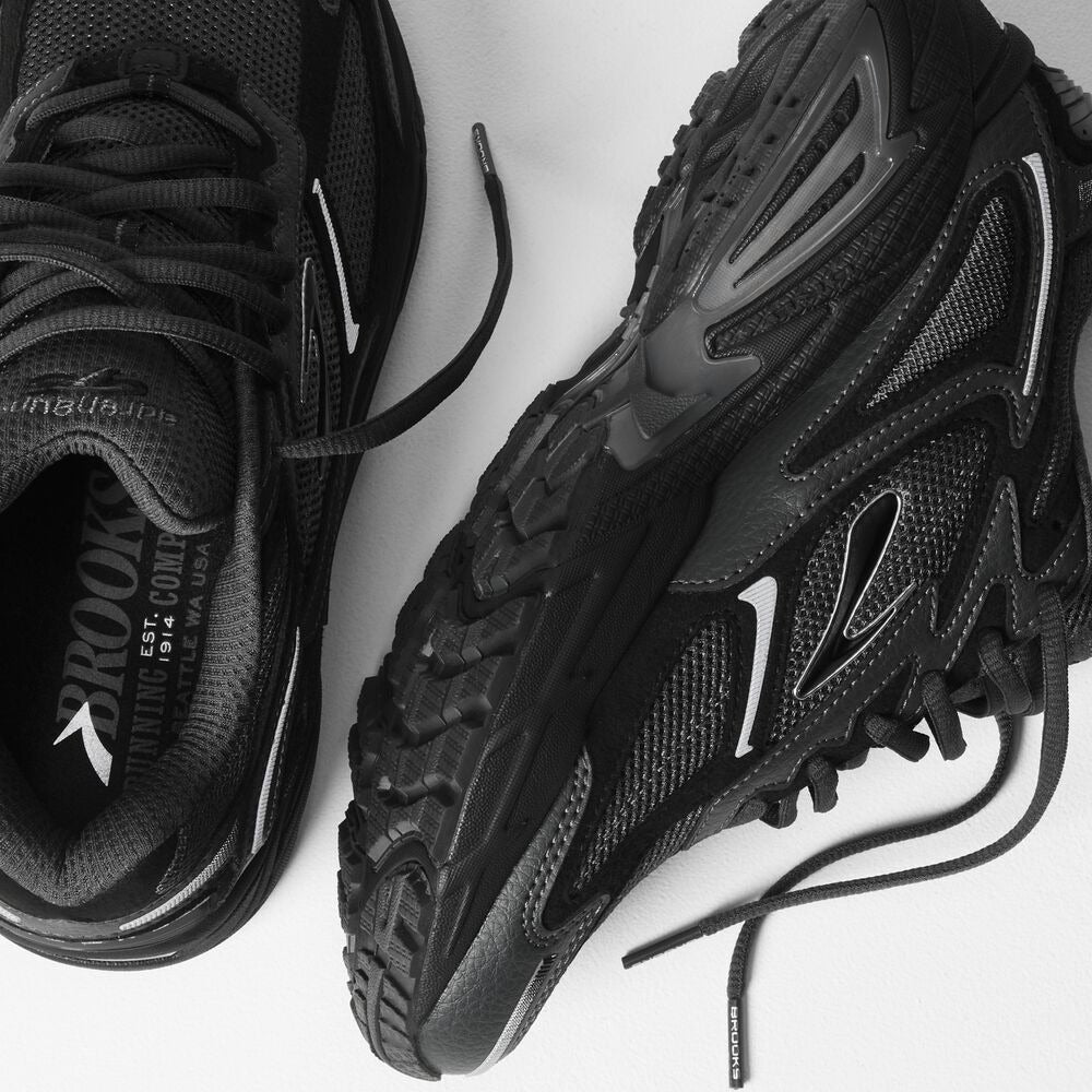 Women's Adrenaline GTS 4 - Black Sand/Black/Dark Shadow