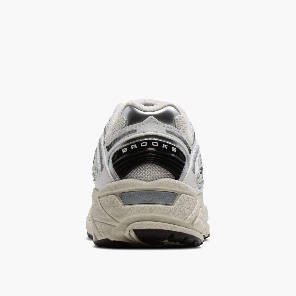 Men's Adrenaline GTS 4 - Coconut Milk/Silver/Eggnog