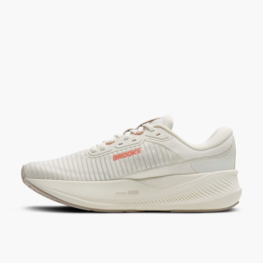 Women's Revel Max - Coconut/Chateau/Peach