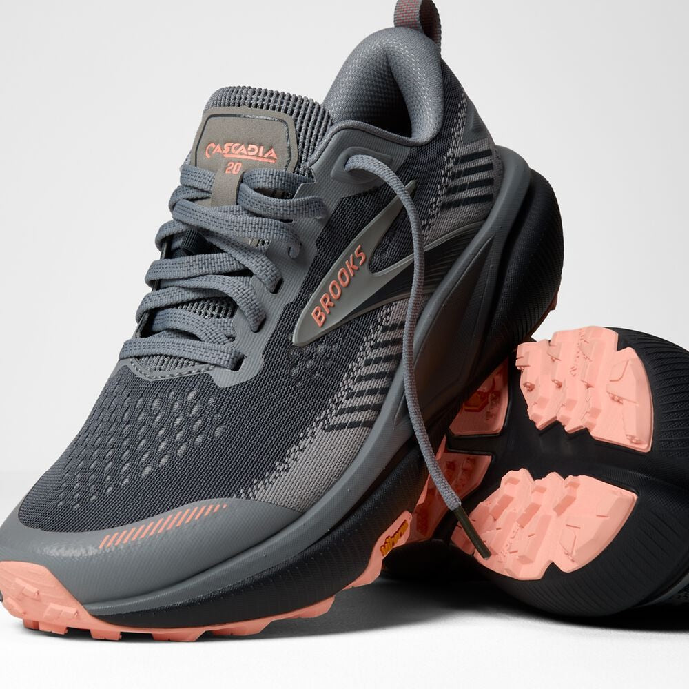 Women's Cascadia 20 - Grey/Grey/Peach