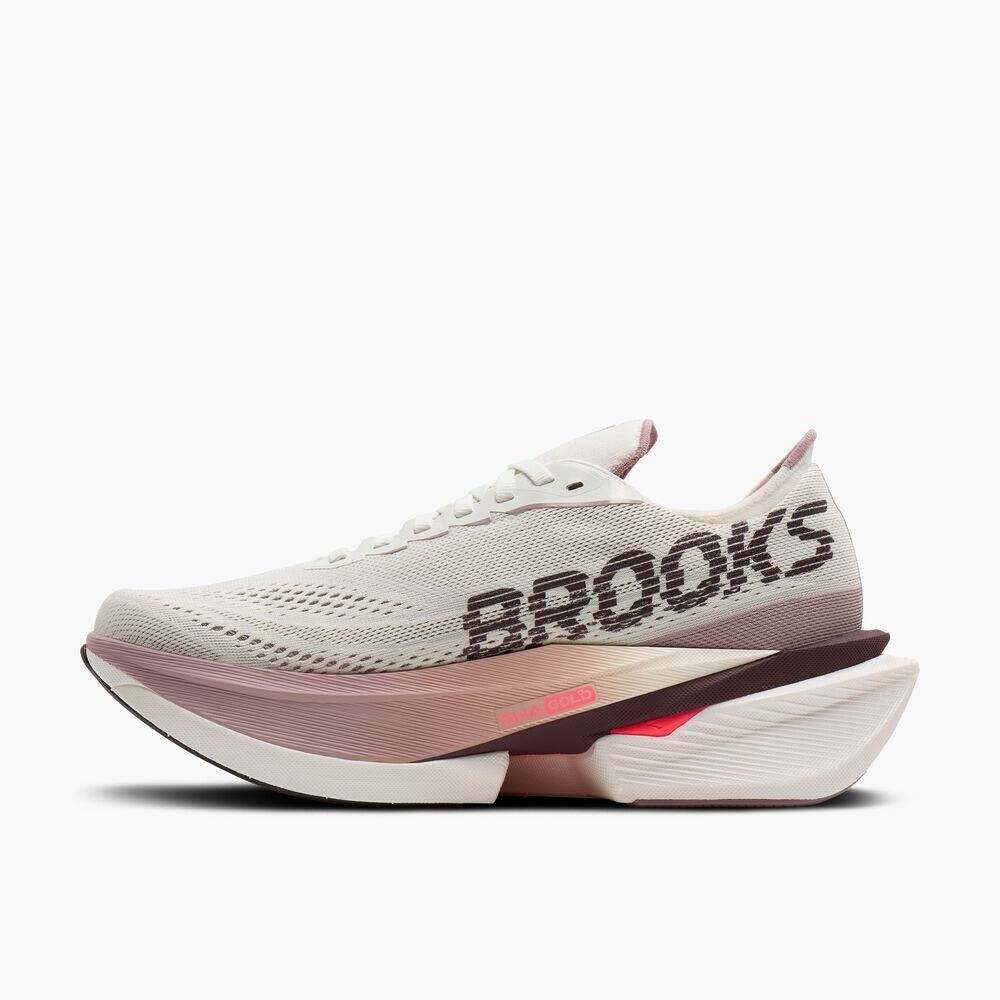 Women's Hyperion Max 4 - Coconut/Raisin/Pink