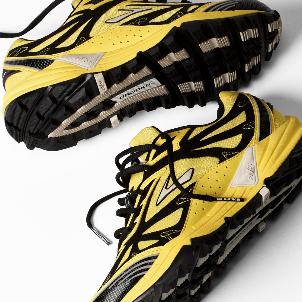 Women's Cascadia 1 - Yellow/Black/Moonbeam